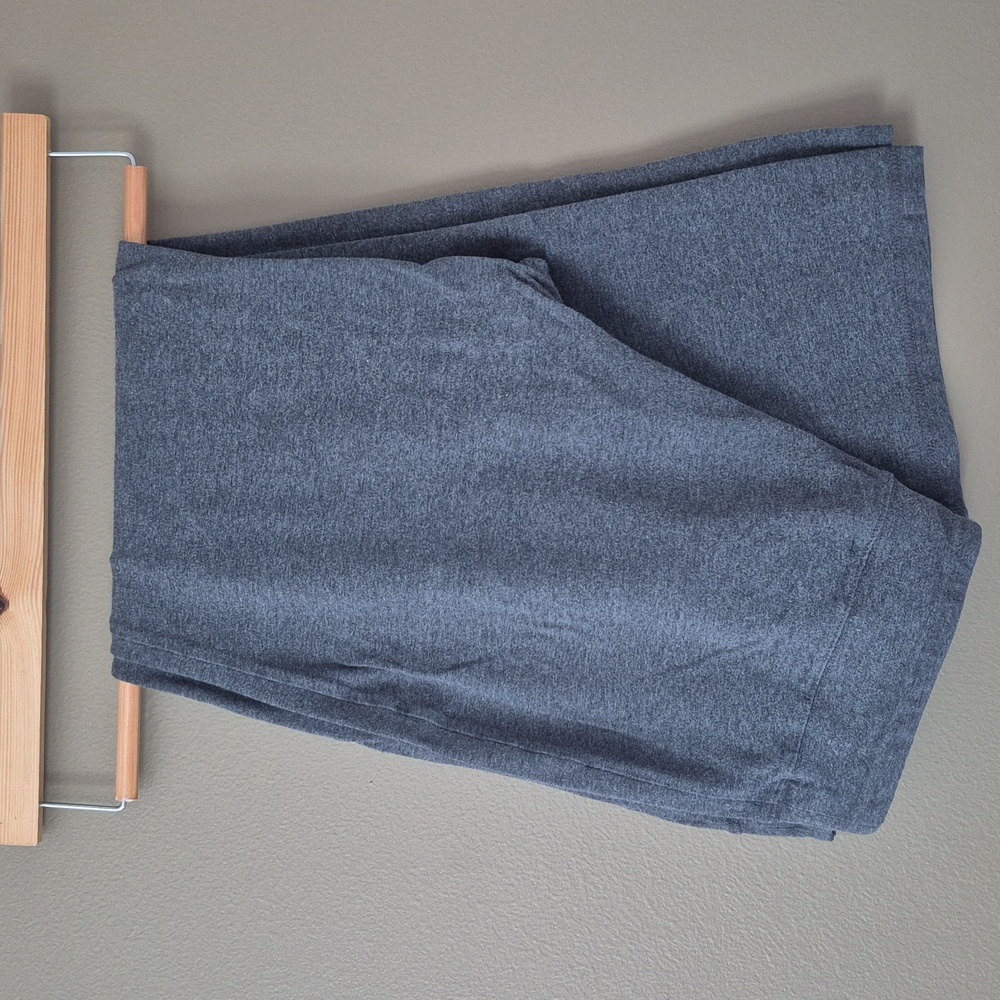 🎉 5/$15 | GAP | Gray Straight Leg Athleisure Pants